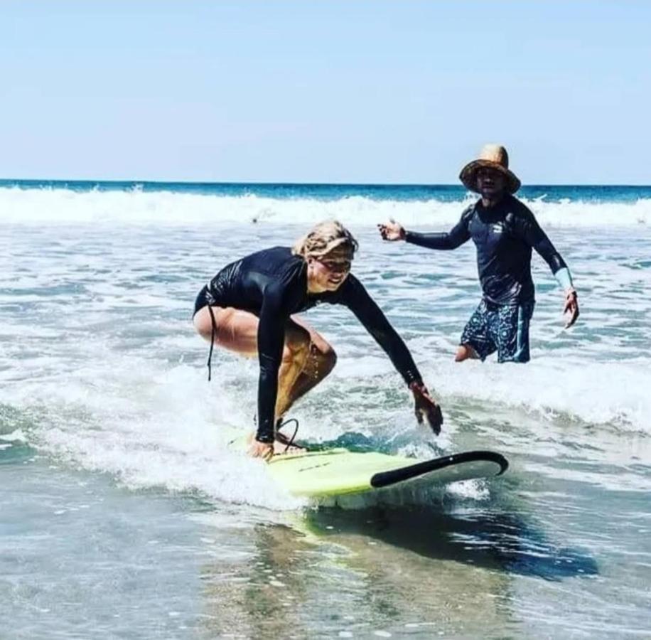 Cocobolo Surf Hotel & School Playa Santa Teresa  Kültér fotó