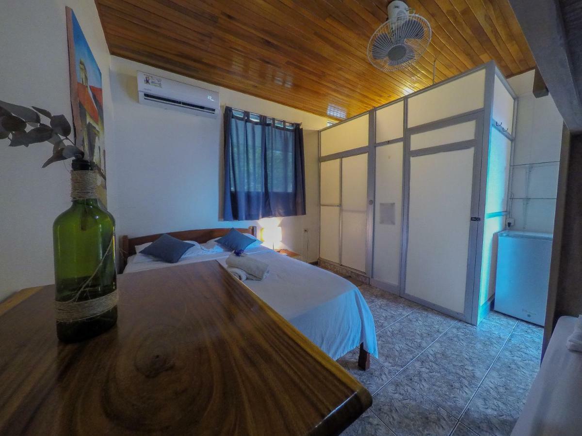 Cocobolo Surf Hotel & School Playa Santa Teresa  Kültér fotó